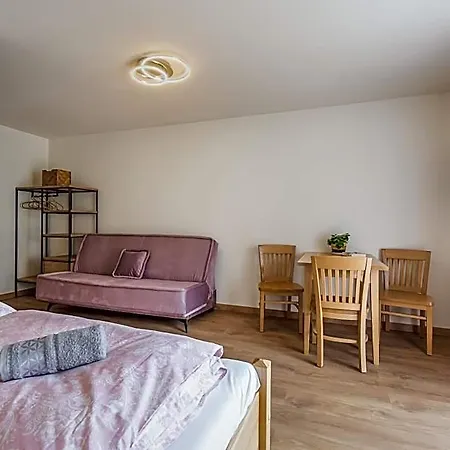 Cichosza - Wygodne I Nowoczesne Pokoje, 800m Do Centrum Tuz Przy Szlakach Pieszych I Rowerowych Oraz Stokach Narciarskich 住宿加早餐酒店