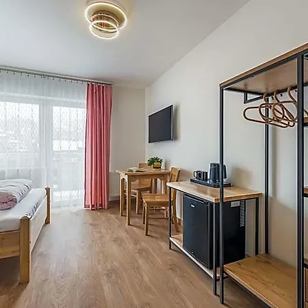 住宿加早餐酒店 Cichosza - Wygodne I Nowoczesne Pokoje, 800m Do Centrum Tuz Przy Szlakach Pieszych I Rowerowych Oraz Stokach Narciarskich 3*